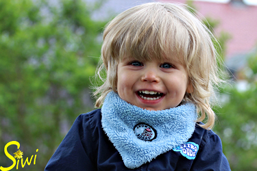Portrait eines zweijährigen Jungen.